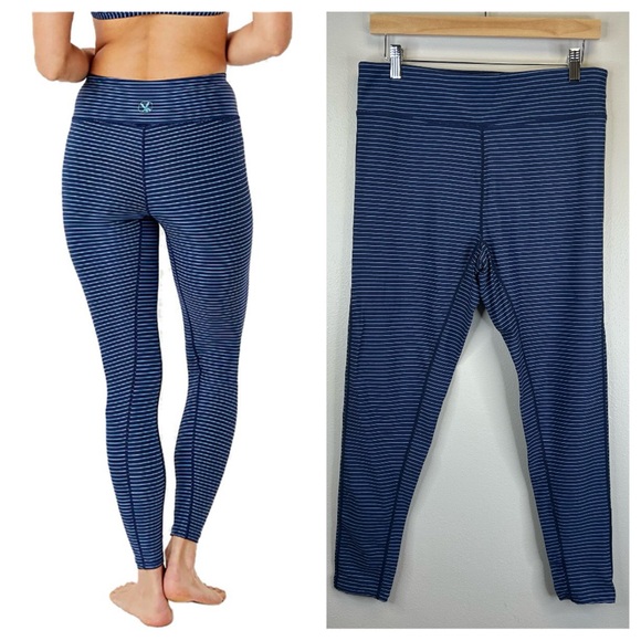 Carve Designs Pants - Carve Designs L Womens Navy Striped Leggings Full Length Yoga Athletic Dance EUC
